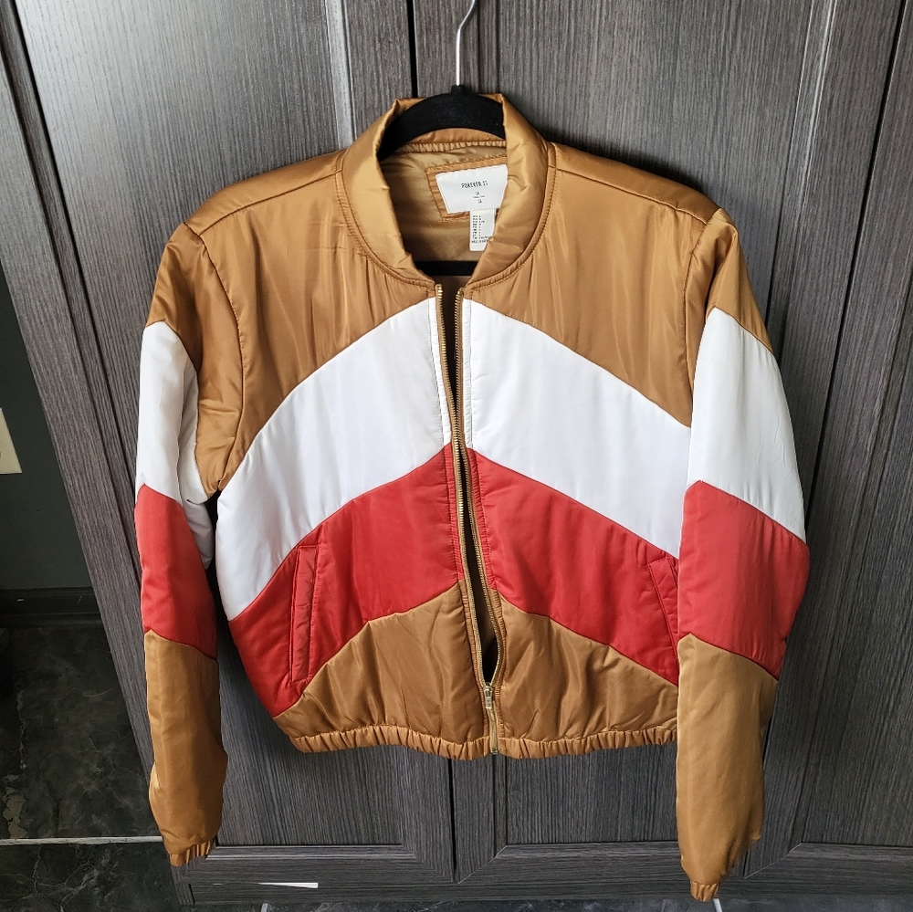 Women Jacket NWOT.